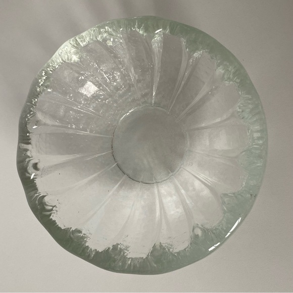 Recycled Glass Bowl Candy Dish 5” Clear Petal Style Flower Shape Heavy Trinket - Picture 11 of 15